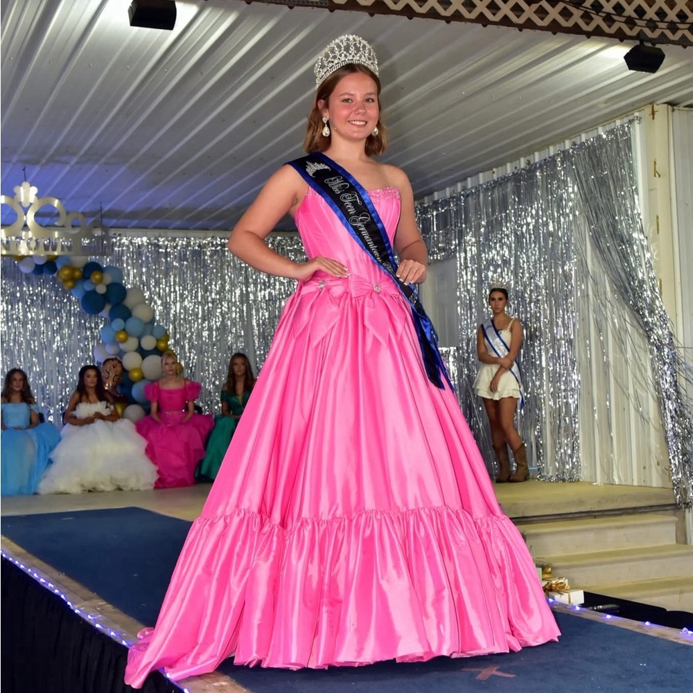 Sherri Hill Pink Prom Dress